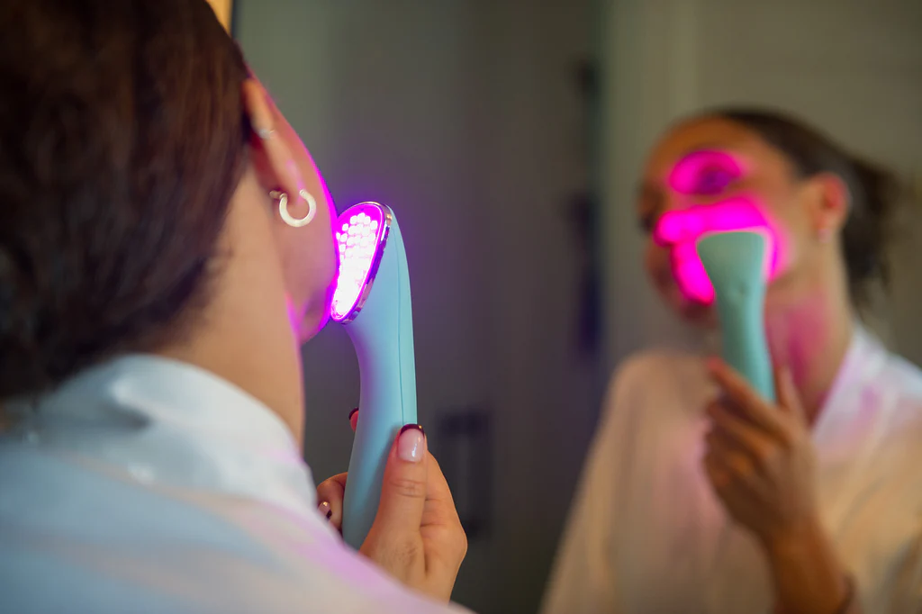 reVive Light Therapy® Essentials— Light Therapy for Acne Treatment